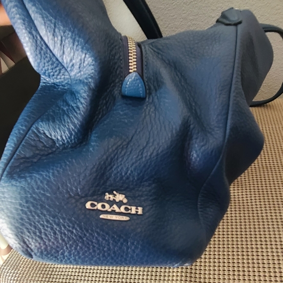 Coach Blue Pebbled Leather Bag - Picture 2 of 10